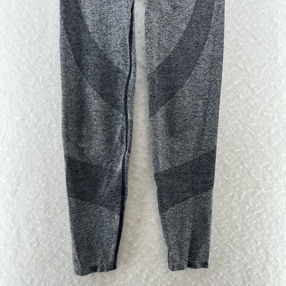 PINK Active Victoria's Secret Leggings Size S Seamless Athletic Performance Gray - Picture 4 of 10
